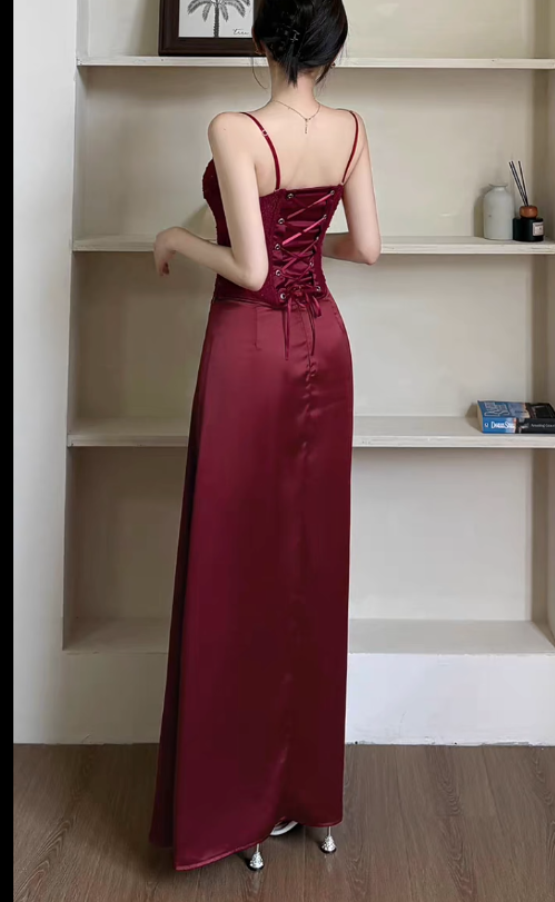 Fashion Red Women‘s Dress S342