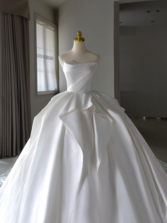 Prinzessin Brautkleid Ballkleid Trägerloses Satin Brautkleid Mit Rüschen Weiße Brautkleider Bescheidene Brautkleider DH1549