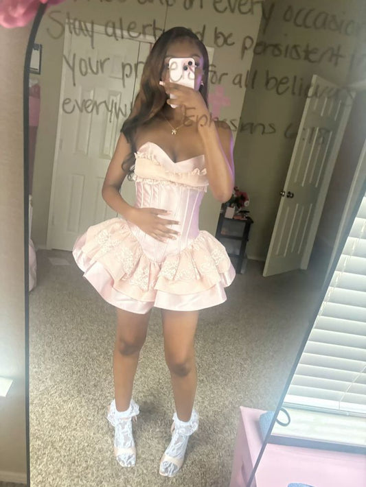 Modest Ball Gown Sweetheart Pink Satin Lace Short Formal 8th Grade Homecoming Dresses Middle School Cocktail Dress Hoco Outfits DH2589