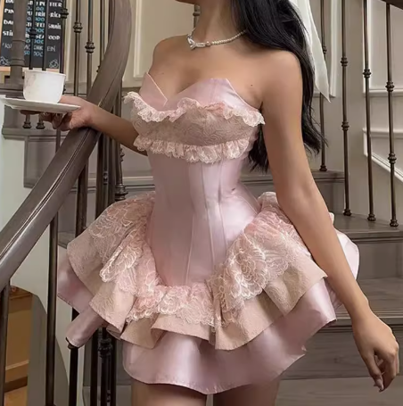 Süßes A-Linie Herzausschnitt Rosa Satin Kurzes Sommerkleid zum 20. Geburtstag Hoco Kleid Geburtstagsoutfit 18. Geburtstag Mini-Partykleider DP1127