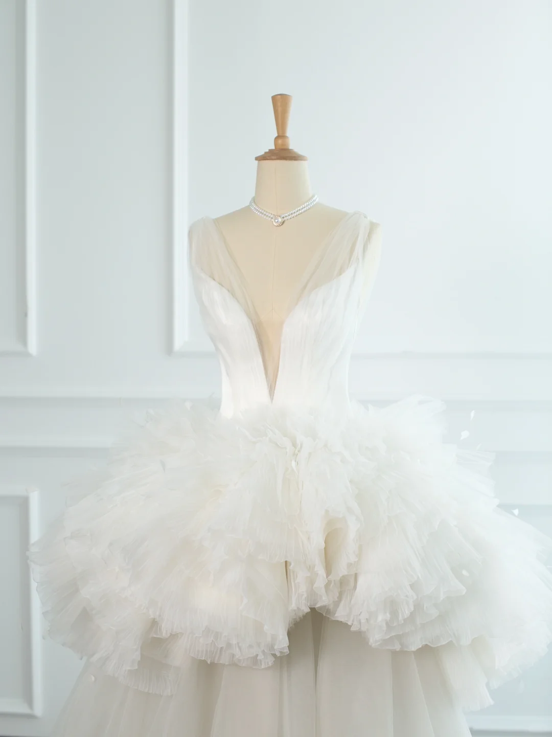 Elegantes Brautkleid Ballkleid V-Ausschnitt Weiß Tüll Sommer Lange Brautkleider Brautkleid Brautkleider DH367
