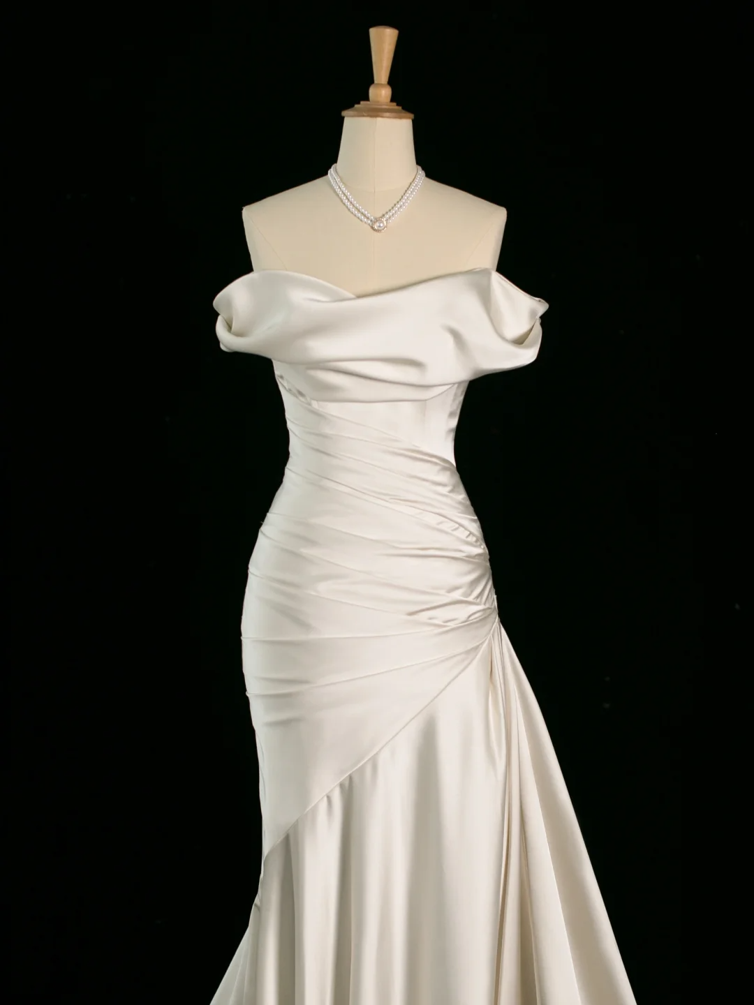 Hübsches Brautkleid Meerjungfrau aus der Schulter kurze Ärmel Satin lange Vintage Brautkleider Brautkleider Brautkleid DH397