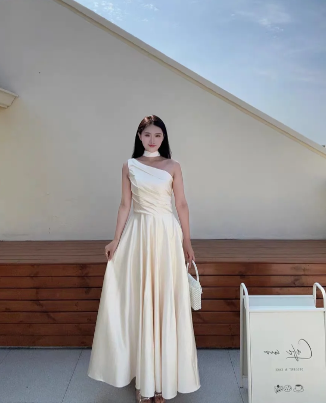 light champagne bridesmaid dresses Chic Sheath Satin Sleeveless Evenin – DivineProm 3 Piece Suits Men Suits Back Style Plus Size Nina Leonard Width:Standard