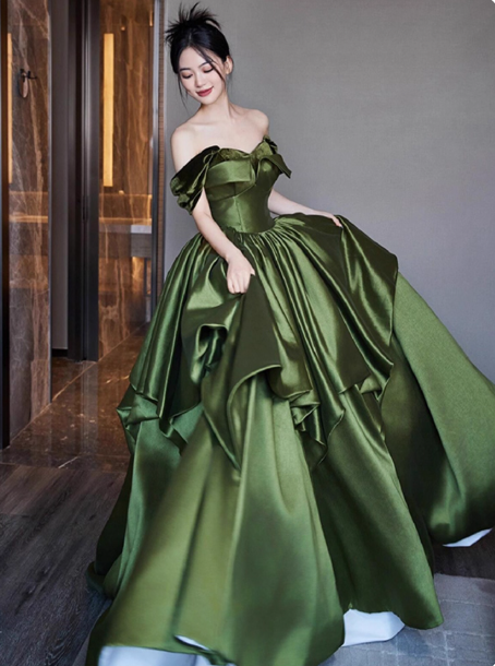 Süßes Ballkleid Spaghettiträger Silbergrau Mini Kurzes Formales Homecoming-Kleid Party Kurzes Ballkleid Hoco Kleider DH2684
