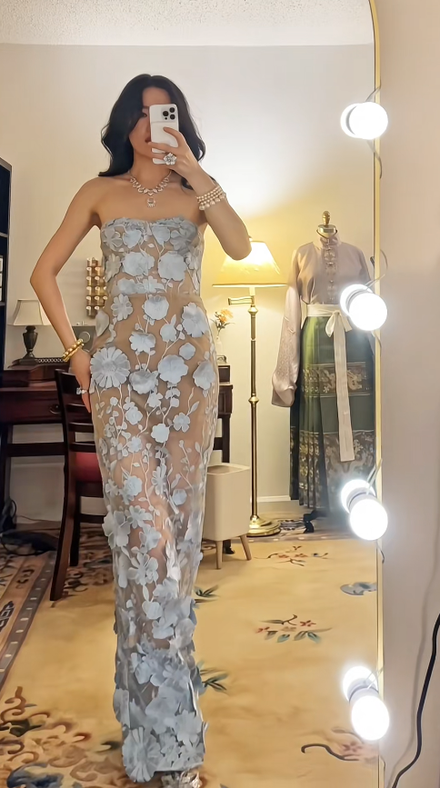 Sexy Strapless Sheath Long Prom Dresses Tulle Appliques Evening Dresses Sleeveless Party Dresses DP04278
