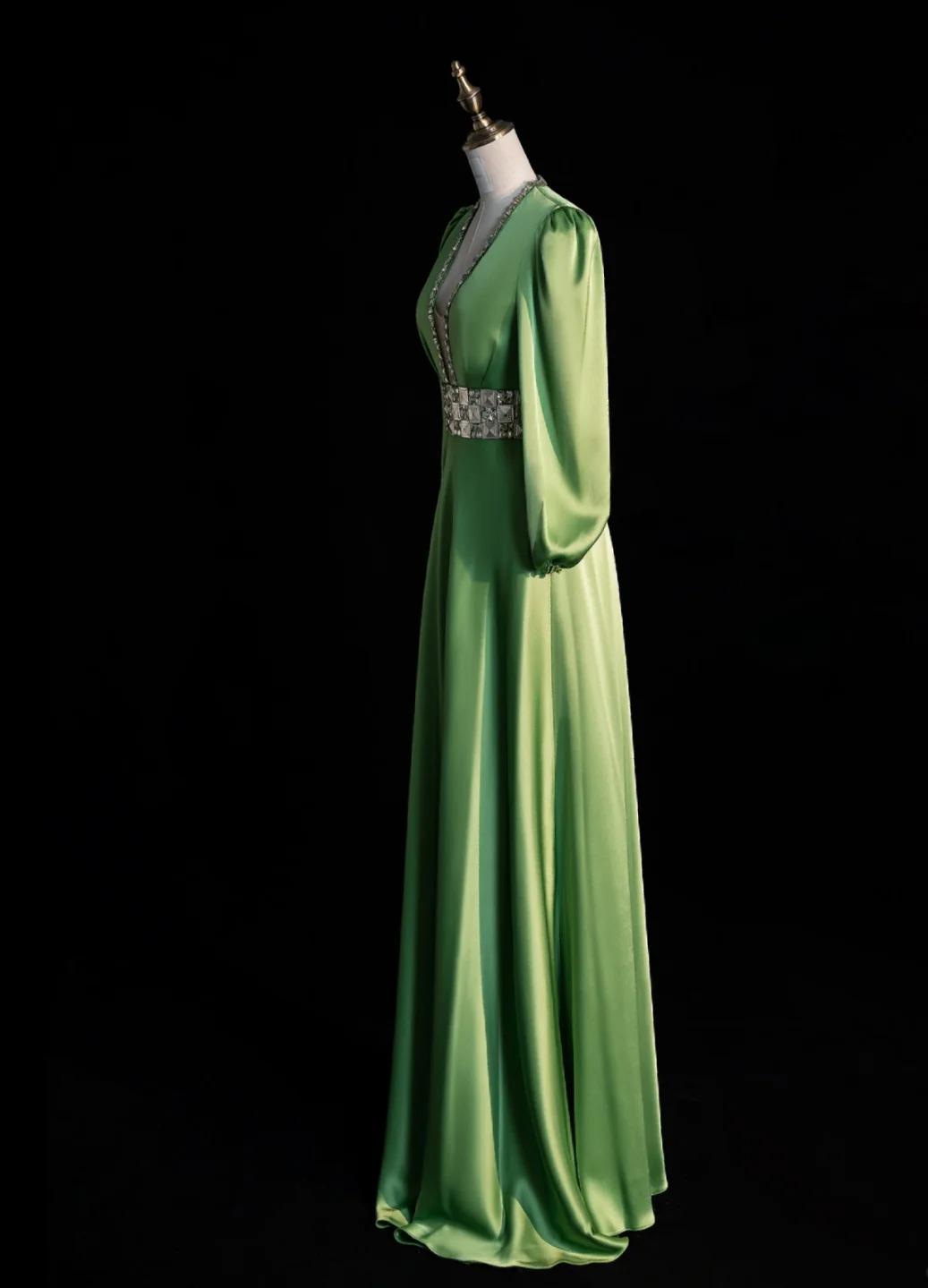Chic V-neck Sheath Long Prom Dresses Satin Green Evening Dresses Long Sleeves Mother of Bride Dresses DP04286