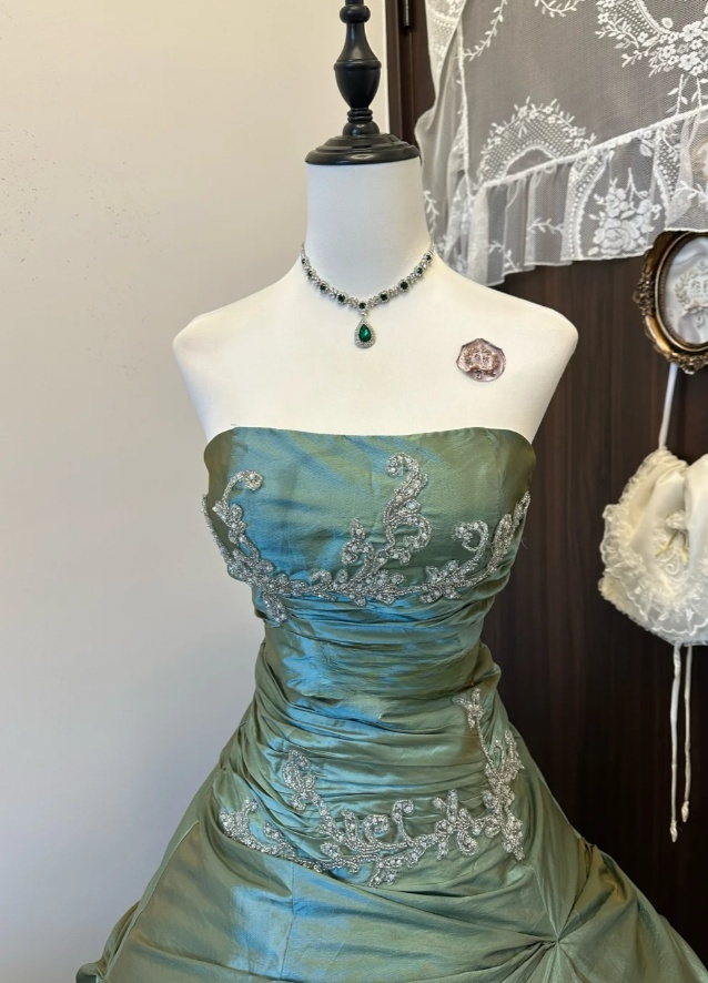 Süßes Ballkleid Spaghettiträger Silbergrau Mini Kurzes Formales Homecoming-Kleid Party Kurzes Ballkleid Hoco Kleider DH2684