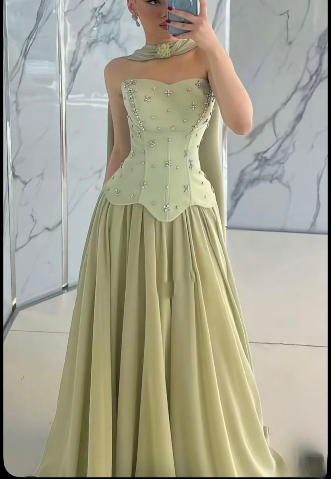 Green A-Line Long Prom Dresses Chic Satin Strapless Evening Dresses Sleeveless Birthday Dresses DP04397