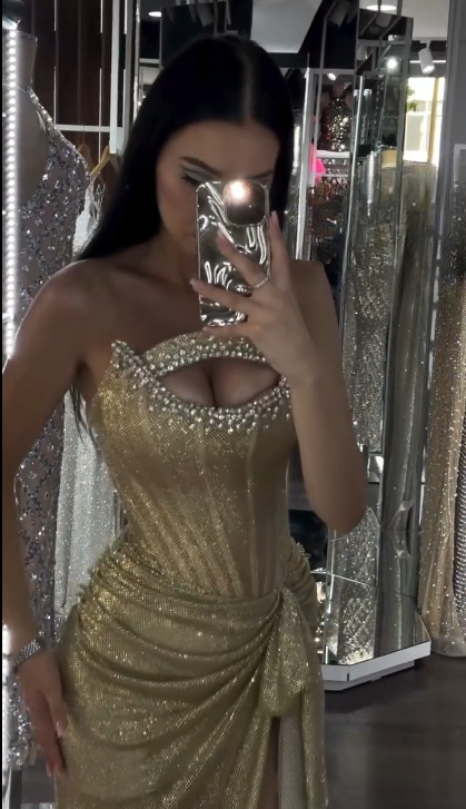 Fashion Sheath Gold Long Prom Dresses Rhinstones Tulle Strapless Sleeveless Evening Gowns with Slit DP04785