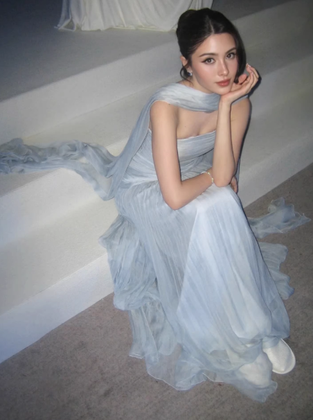 Gorgeous Ice-blue Long Prom Dress Strapless A-line Evening Dress Tulle Sleeveless Birthday Dress DP04954