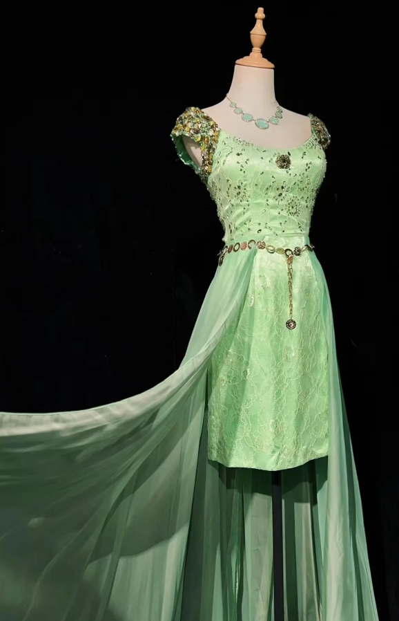 Elegant Green Prom DressBeaded Chiffon V-neck Evening Dress Sheath Birthday Dress DP05165