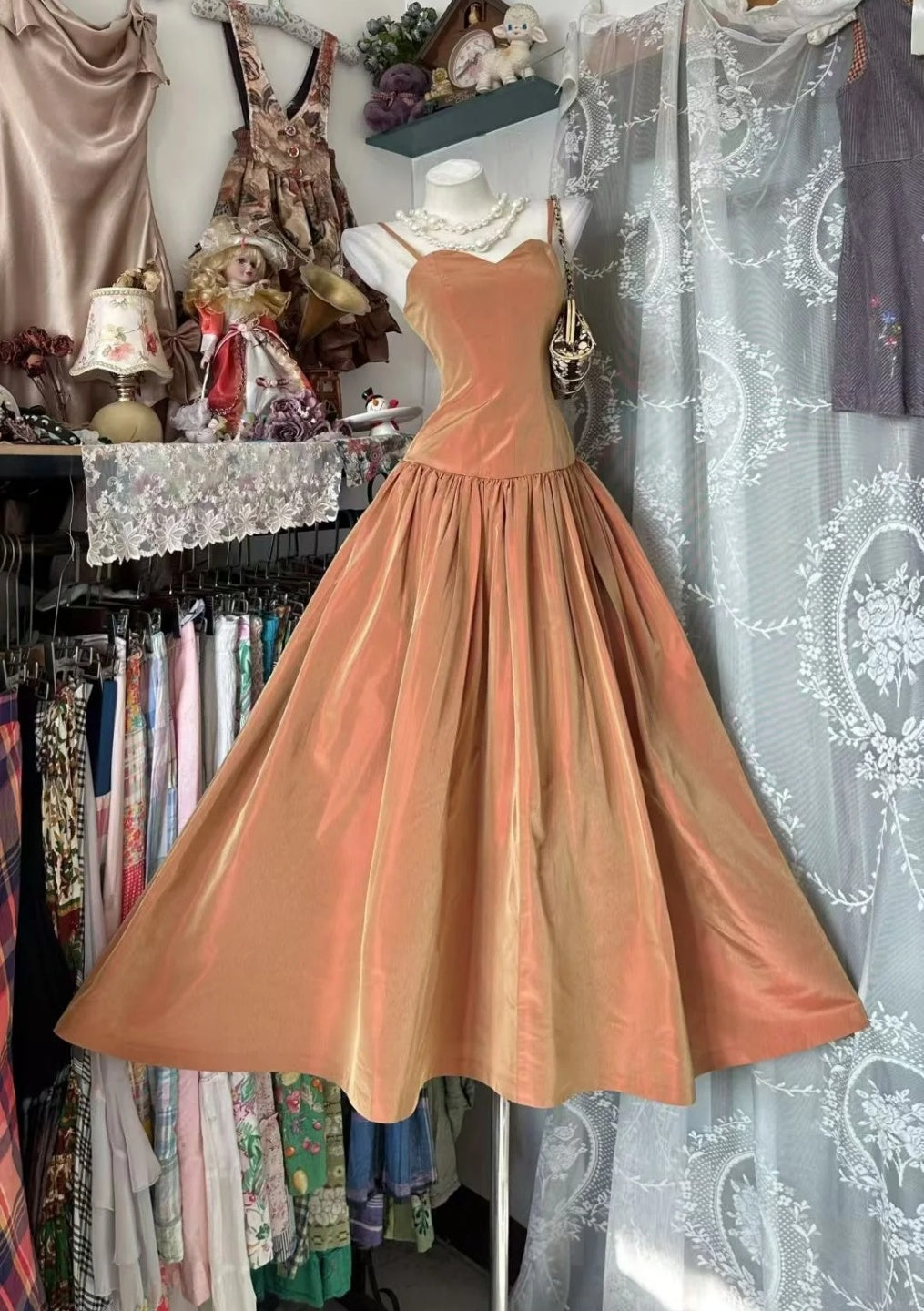 Elegantes orangefarbenes Ballkleid mit Spaghettiträgern, A-Linien-Schnitt, langes Abendkleid aus Satin, DP05286