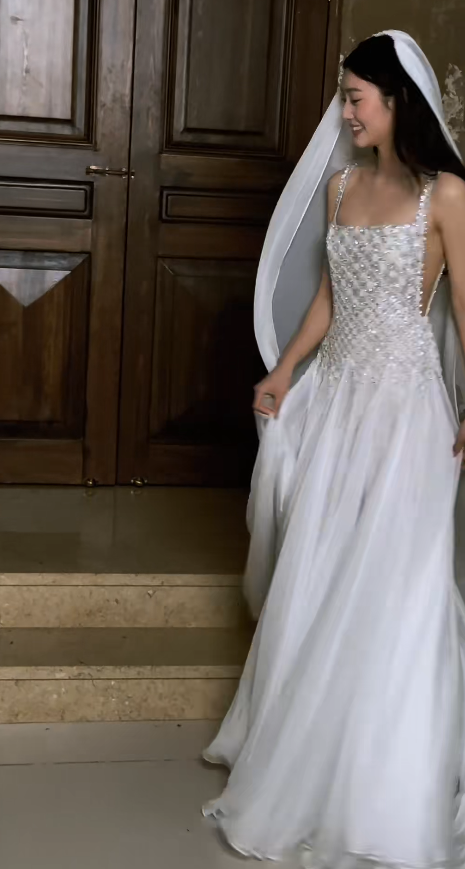 Glamorous Sheath Long Wedding Dress Straps Chiffon Beaded Bridal Dress White Sleeveless Bridal Gown DP05325