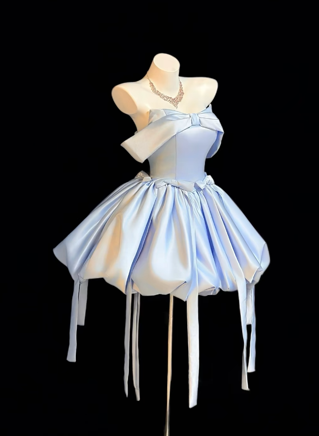 Elegantes blaues Geburtstagskleid A-Linie Trägerloses kurzes Ballkleid Satin Ärmelloses Partykleid DP05361