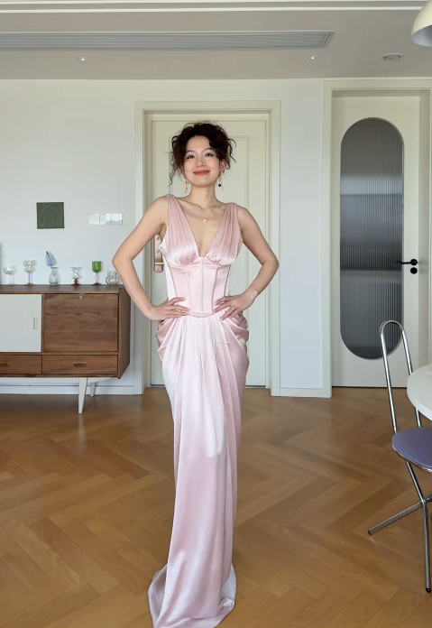 Chic Pink Bridesmaid Dress Satin Wedding Guest Dress V-neck Sheath Long Evening Dress DP05450