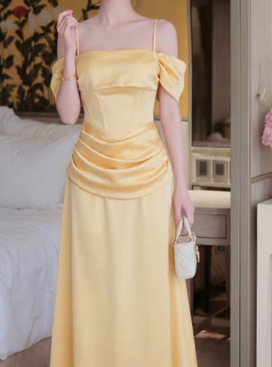 Chic Yellow Bridesmaid Dress Spaghetti Straps Sheath Satin Long Evening Dress DP05526