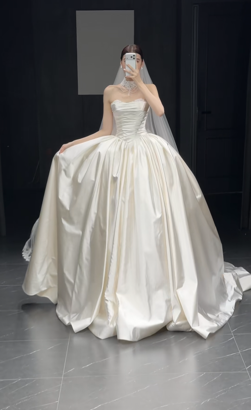 Timeless Strapless A-Line Long Wedding Dress Satin Bridal Dress White Bridal Gown DP05568