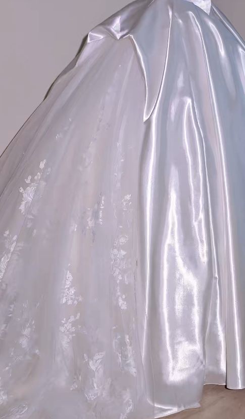 Timeless White Wedding Dress Strapless A-Line Bridal Gown Satin Bridal Dress DP05722
