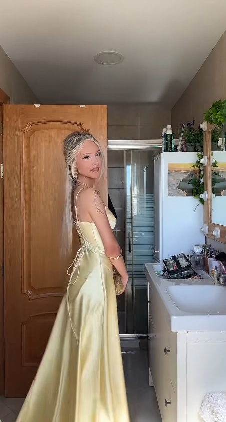 Elegantes gelbes Hochzeitsgastkleid Spaghettiträger A-Linie Satin langes Abendkleid DP05769