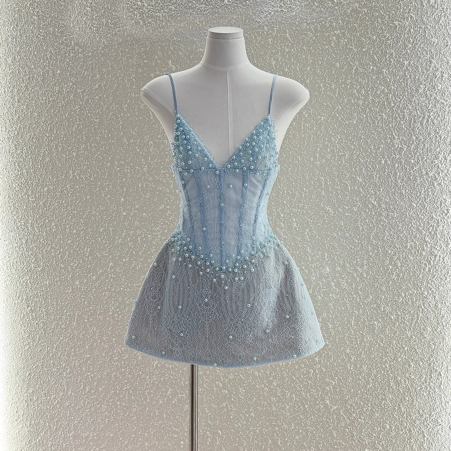 Chic Pale Blue Homecoming Dress Spaghetti Straps A-Line Lace Beaded Short PromDress Sleeveless Graduation Party Dress DP05803