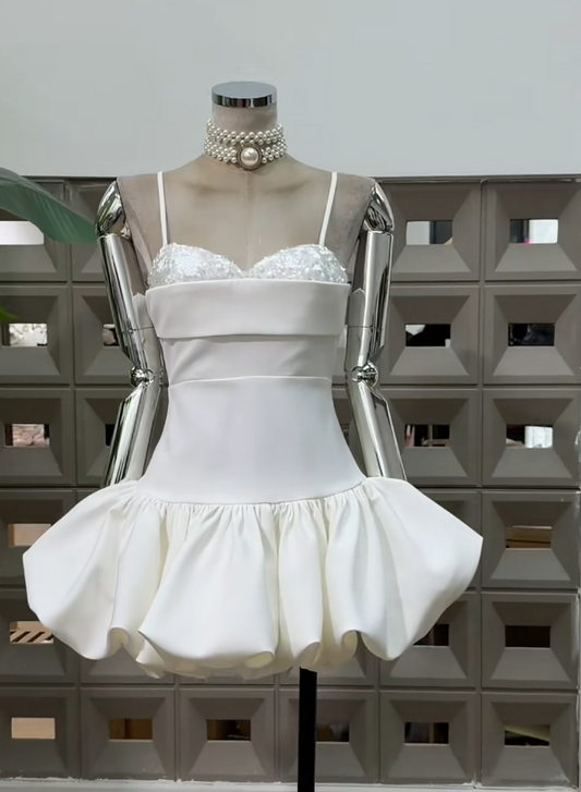 Chic White Homecoming Dress Spaghetti Straps A-Line Satin Short Prom Dress Sleeveless Graduation Party Dress DP05809