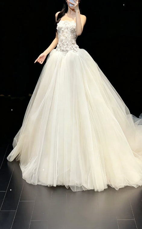 Modest Strapless A-Line Wedding Dress Tulle Applique Bridal Gown White Bridal Dress DP05827