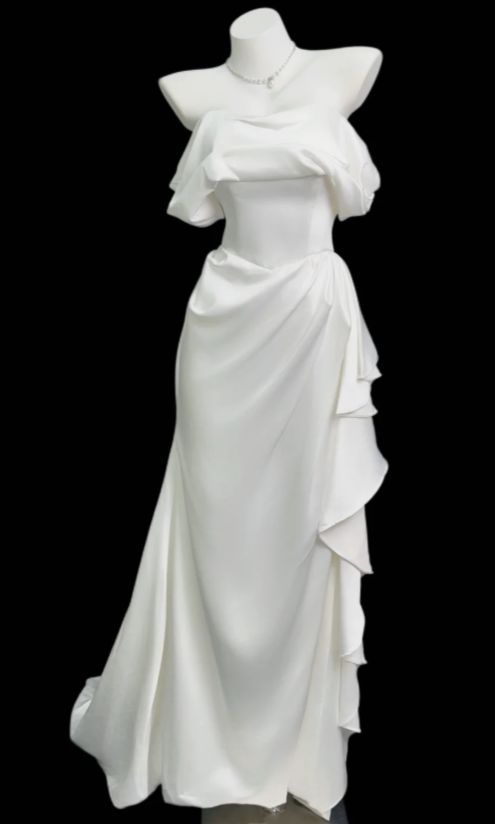 Chic White Party Outfit Off-shoulder Sheath Satin Birthday Dress Sleeveless Vacation Dress DP05965