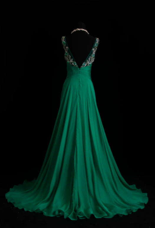 Elegant A-Line Chiffon Green Mother of Bridal Dress DP06023