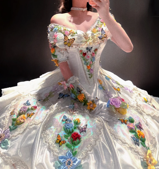 Gorgeous White Ball Gown Quinceanera Dress Satin Applique Sweet 16 Dress DP07458