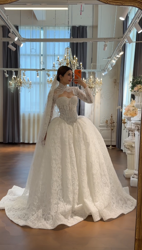 Glam A-Linien-Brautkleid mit Spitze, langes weißes Hochzeitskleid DP08301