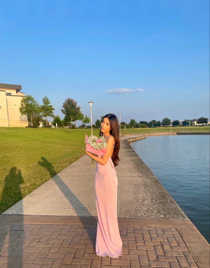 Sexy Meerjungfrau Satin Rosa Rückenfreies Langes Geburtstagskleid Ballkleid Baddie Sommer Geburtstagsoutfit DP1118