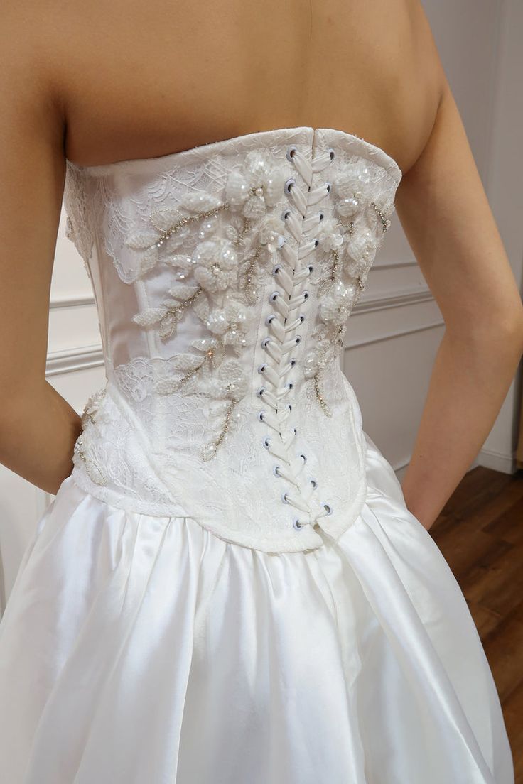 Romantic Bridal Gown A line Sweetheart Satin White Slit Wedding Dresses Minimalist Bridal Gowns DP1214