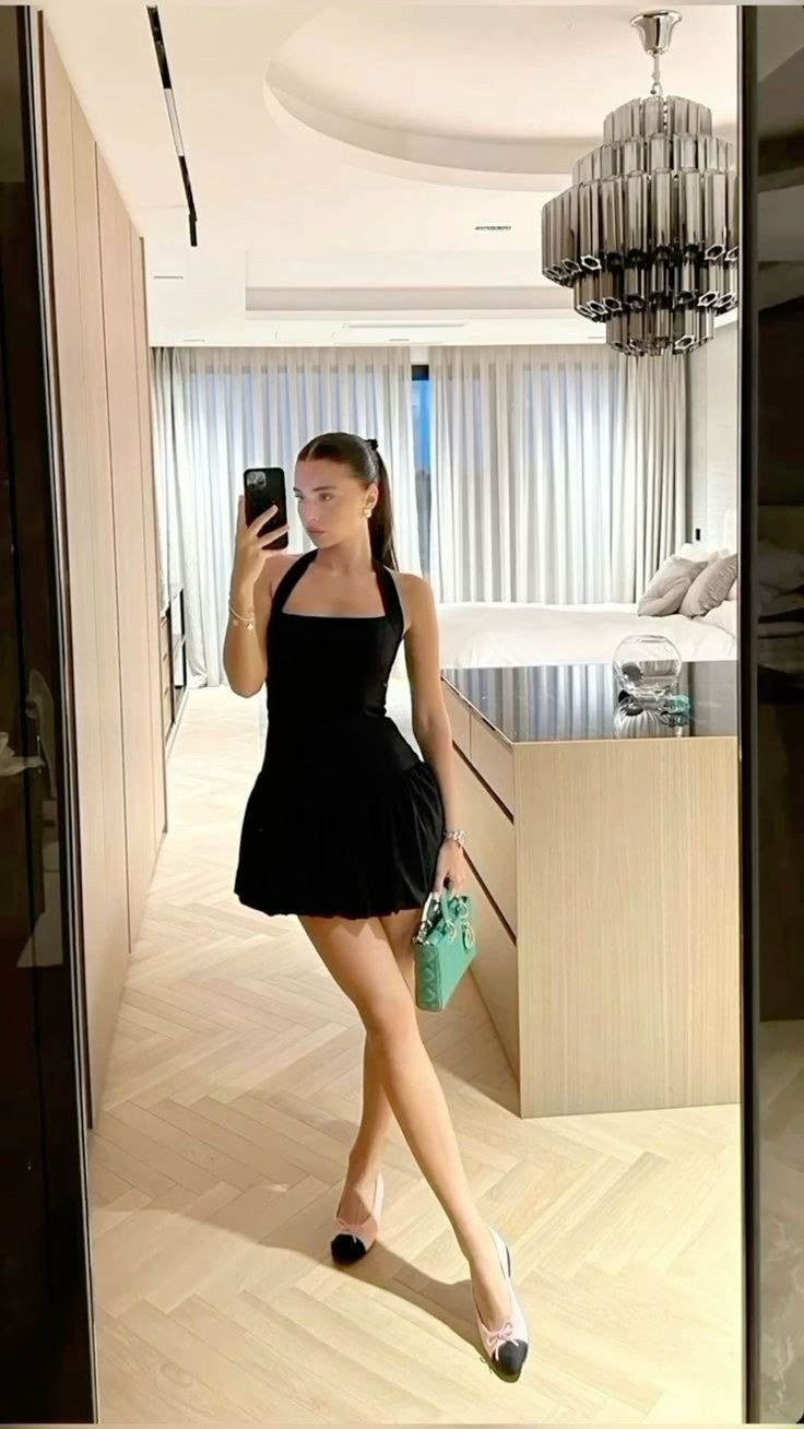 Sexy A-Linie Neckholder Schwarz Satin Kurzes Sommer Geburtstagskleid Hoco Kleid Geburtstagsoutfit 16. Geburtstag Mini Partykleider DP1218