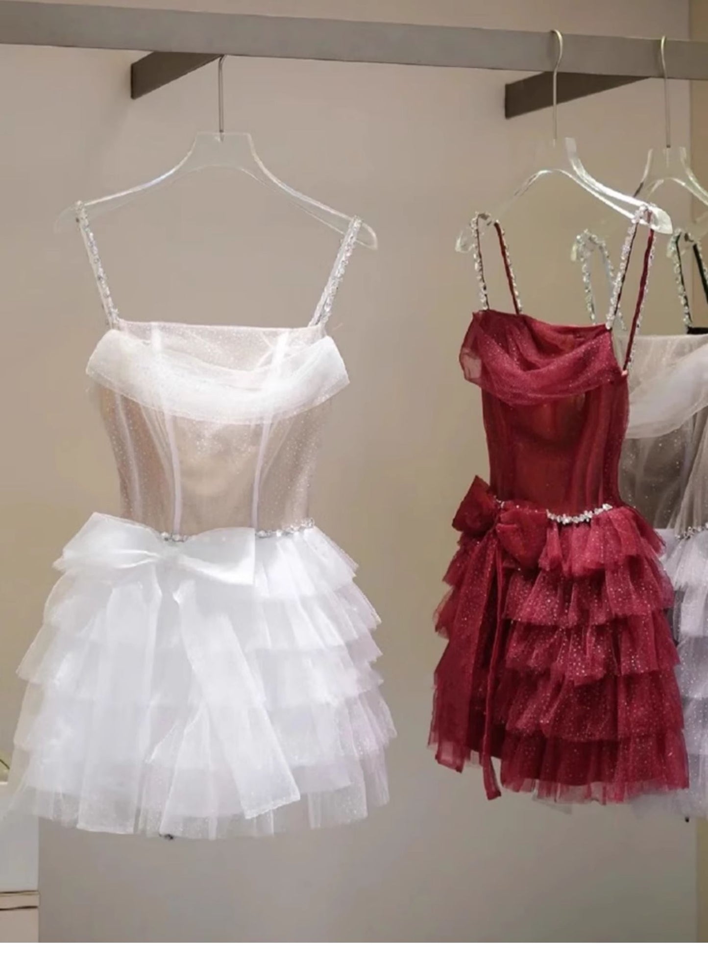 Süßes Ballkleid mit Spaghettiträgern, kurzes Sommer-Geburtstagskleid, Hoco-Kleid, Geburtstagsoutfit, 23. Geburtstag, Mini-Partykleider, DP1719