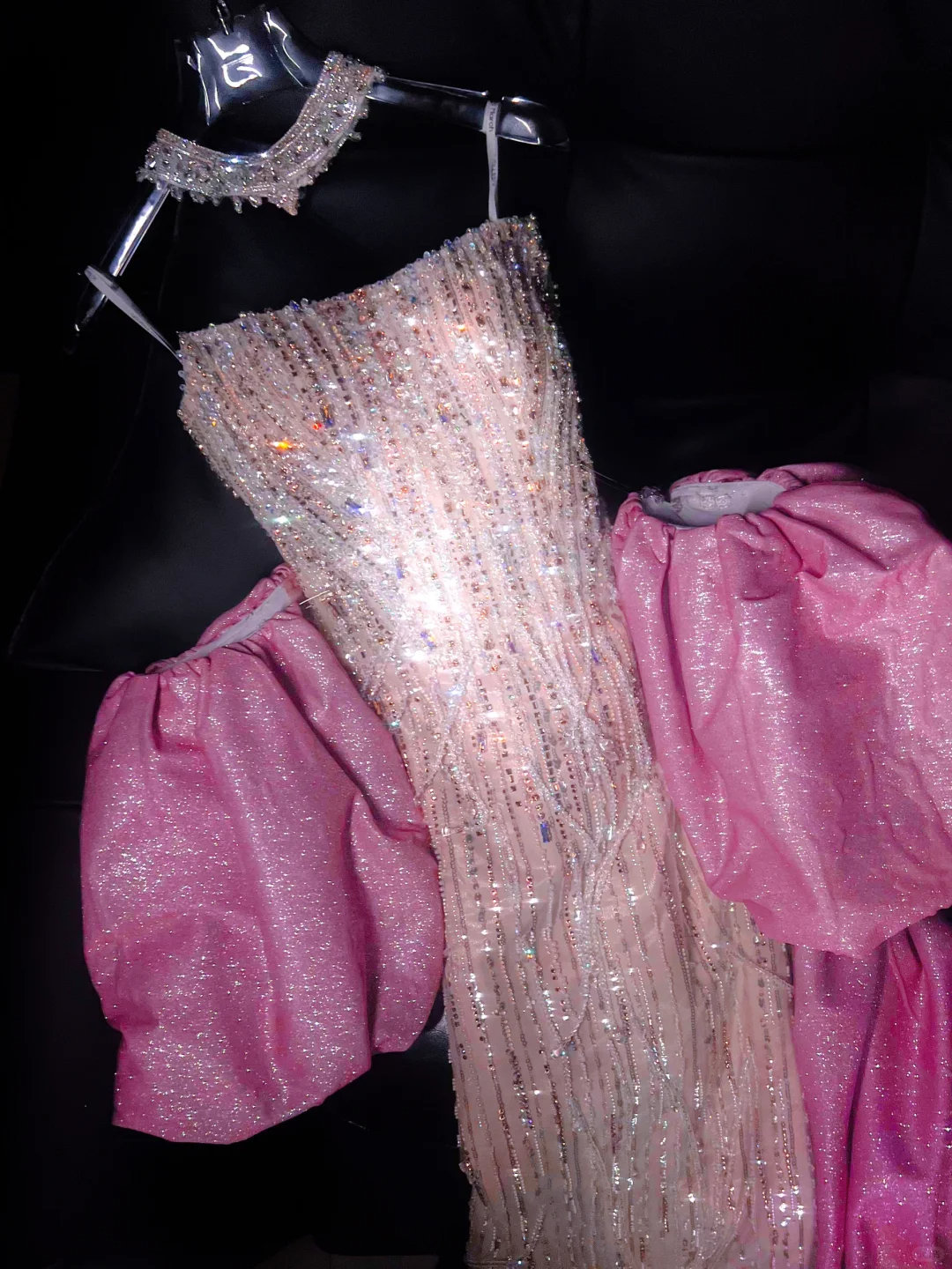 Hübsche Meerjungfrau trägerlose Pailletten Perlen Champagner langes Ballkleid Partykleid Abschlusskleider DP1986