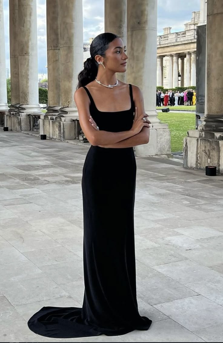 Robe de soirée noire simple à col carré et fourreau, tenue d'invitée de mariage d'été formelle, DP2183