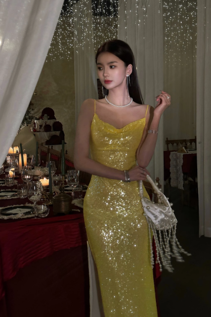 Süßes Ballkleid Spaghettiträger Silbergrau Mini Kurzes Formales Homecoming-Kleid Party Kurzes Ballkleid Hoco Kleider DH2684