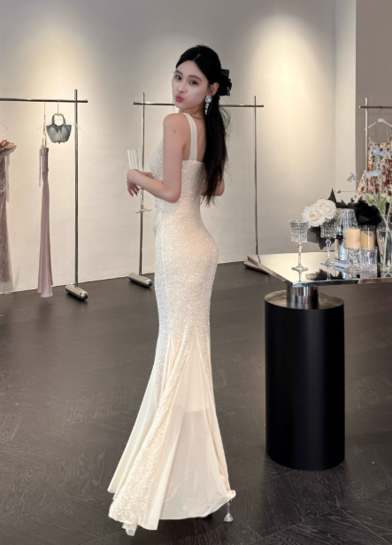 Süßes Ballkleid Spaghettiträger Silbergrau Mini Kurzes Formales Homecoming-Kleid Party Kurzes Ballkleid Hoco Kleider DH2684