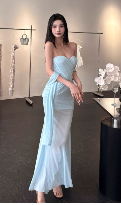 Süßes Ballkleid Spaghettiträger Silbergrau Mini Kurzes Formales Homecoming-Kleid Party Kurzes Ballkleid Hoco Kleider DH2684