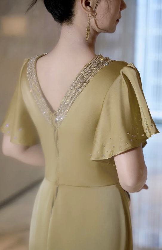 Elegant V-neck Sheath Olive Green Mother of the Bride Dress Rhinestone Satin Green Evening Dress DP3708