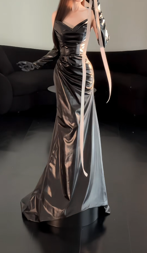 Süßes Ballkleid Spaghettiträger Silbergrau Mini Kurzes Formales Homecoming-Kleid Party Kurzes Ballkleid Hoco Kleider DH2684