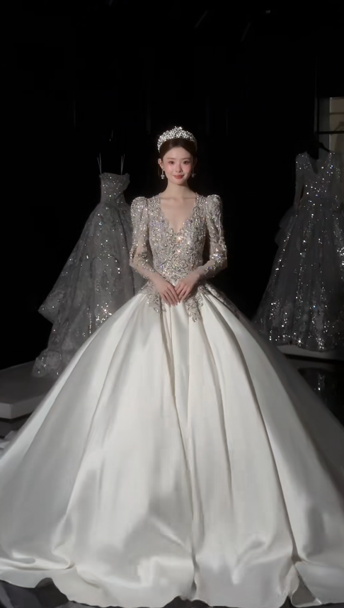 Timeless A-Line Long Wedding Dresses Sweetheart Neck Satin Long Sleeve Bridal Dresses White Bridal Gowns DP3848