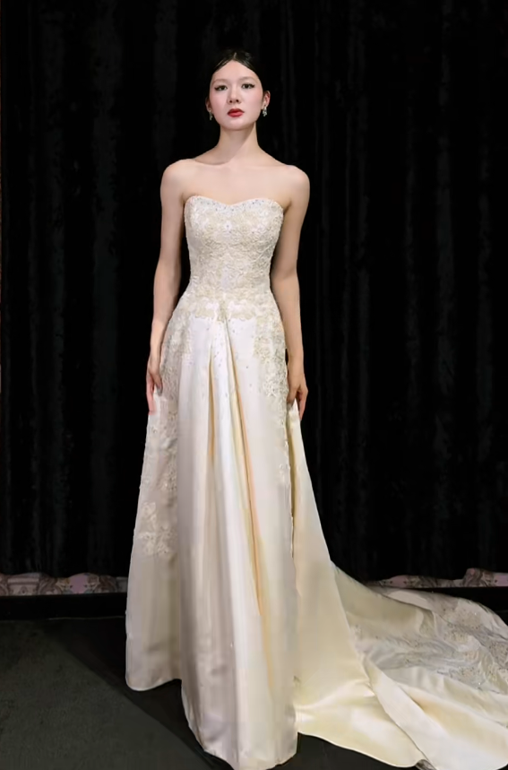 Süßes Ballkleid Spaghettiträger Silbergrau Mini Kurzes Formales Homecoming-Kleid Party Kurzes Ballkleid Hoco Kleider DH2684