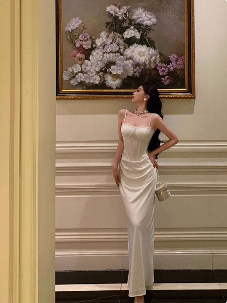 Edle Meerjungfrau Spaghettiträger Weiß 18. Geburtstagskleid Partykleid 18. Geburtstag Outfits Geburtstagskleid Ideen für Frauen DP579