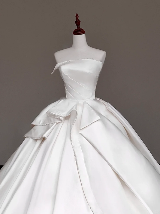 Unique Bridal Gown Ball Gown Strapless Pearls White Satin Wedding Dresses Bridal Gowns DP676