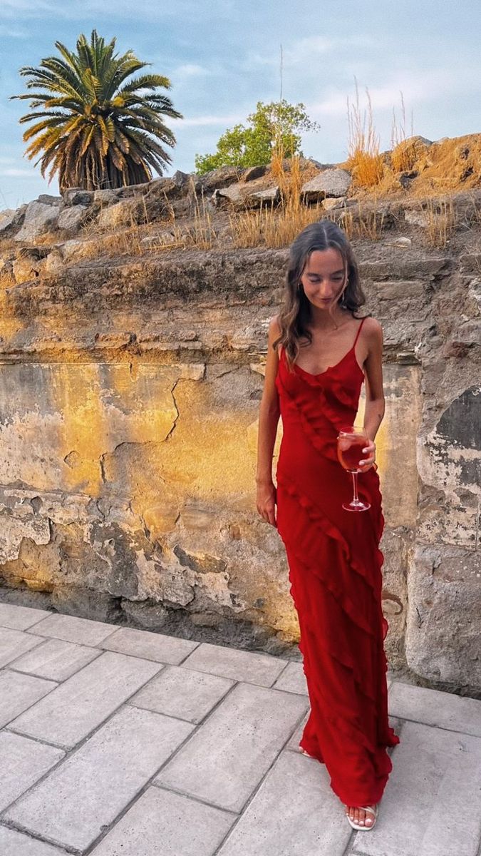 Edle A-Linie Spaghettiträger Rot Chiffon Ballkleider Sommer Hochzeitsgastkleider Hochzeitsgast-Outfits DP782
