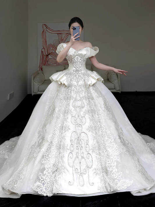 Prinzessin Brautkleid Ballkleid aus der Schulter weiße Pailletten Perlen Brautkleider Winter Brautkleider DP861
