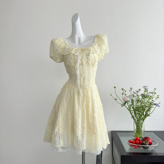 Süßes A-Linien-Kleid mit quadratischem Ausschnitt und Blumenmuster, kurz, gelb, für den Urlaub, Party-Outfits für Frauen, DP0122