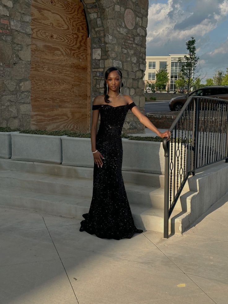 Classy Mermaid Off The Shoulder Schwarze Pailletten Schwarzes Mädchen Lange Ballkleider Partykleid Geburtstags-Outfits Abschlusskleider W0478