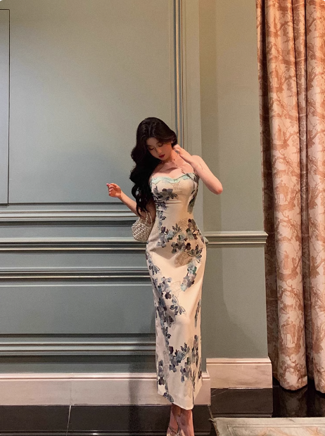 Elegantes Meerjungfrauen-Kleid mit Trägern und Blumenmuster, ärmellos, für den 21. Geburtstag, Partykleid, Geburtstags-Outfits, Geburtstagskleid-Ideen für Frauen, DP1307